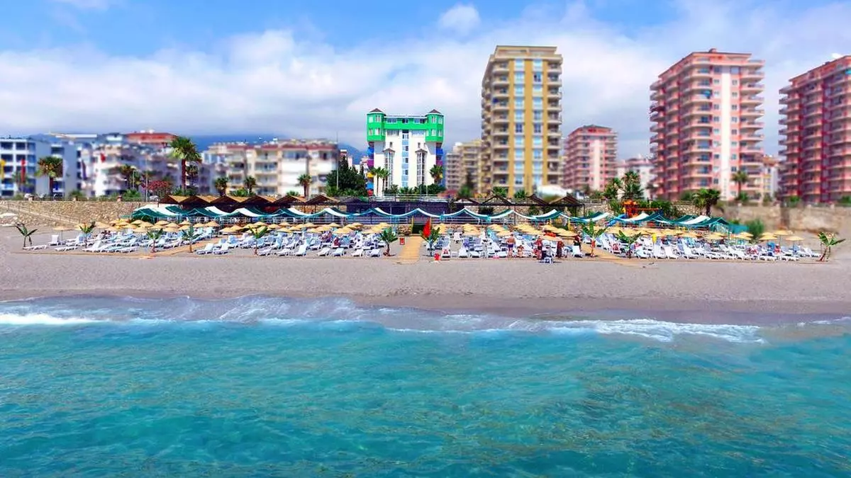 KLAS MORE BEACH ALANYA (Copy).jpg